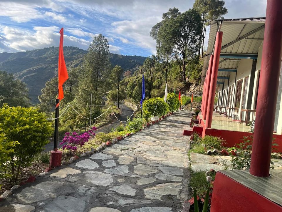 Ganesha Resort Hotel in Uttarakhand