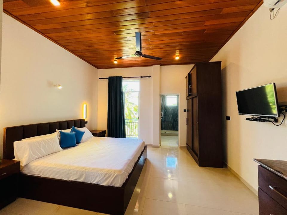 Villa Qualia Spacious 3 BR villa near Hikkaduwa  Villa in Hikkaduwa