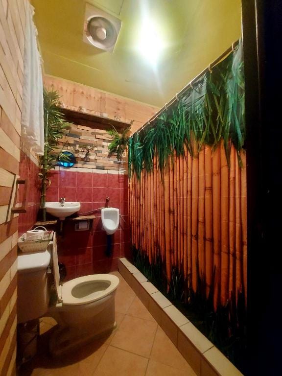 Couple Room Umali Guesthouse Vacation rental in Calabarzon