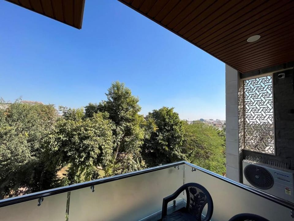 Atulyam Homestay 3 BHK Garden Facing property Apartment in Jaipur