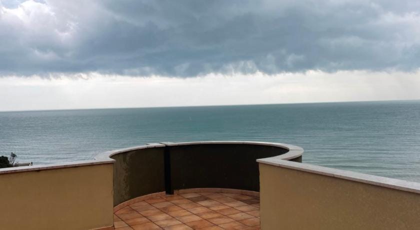 Fico sky apartment Apartment in Trani