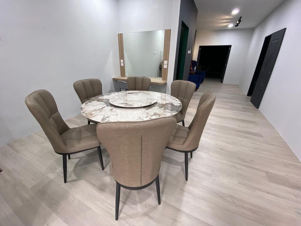 Dali Space Homestay (10pax) Apartment in Johor