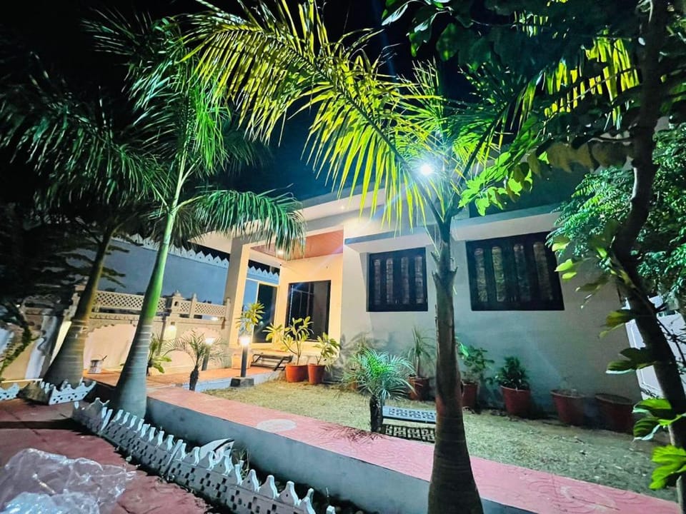 Tezz villa Villa in Gujarat