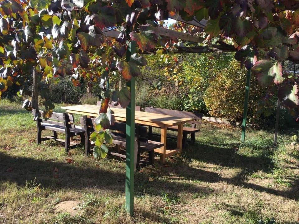 Habitación con salón, terraza y baños privados. Vacation rental in Catalonia
