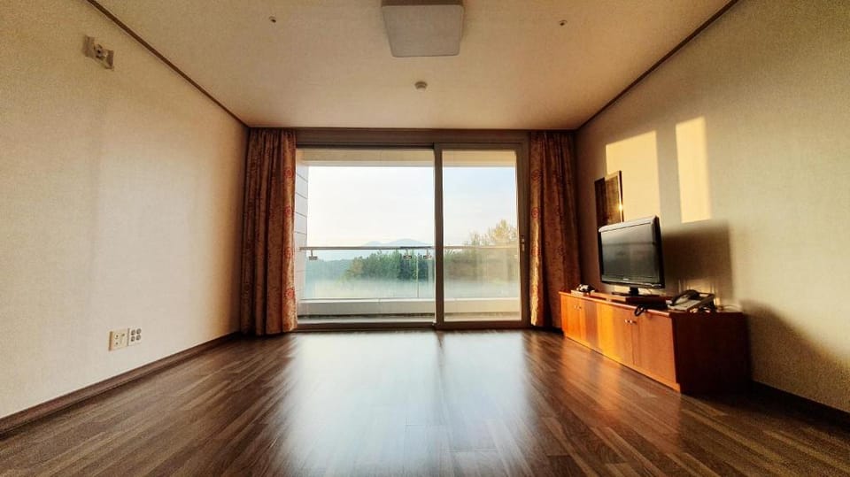 Jecheon Chungpoong Youth hostel Bed and Breakfast in South Korea
