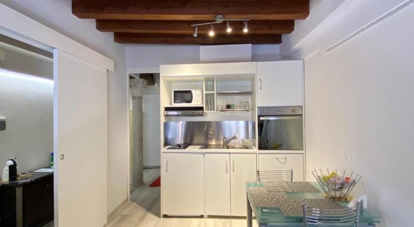 LN HOMES VENICE  - San Marco Canal view Apartment in Venice