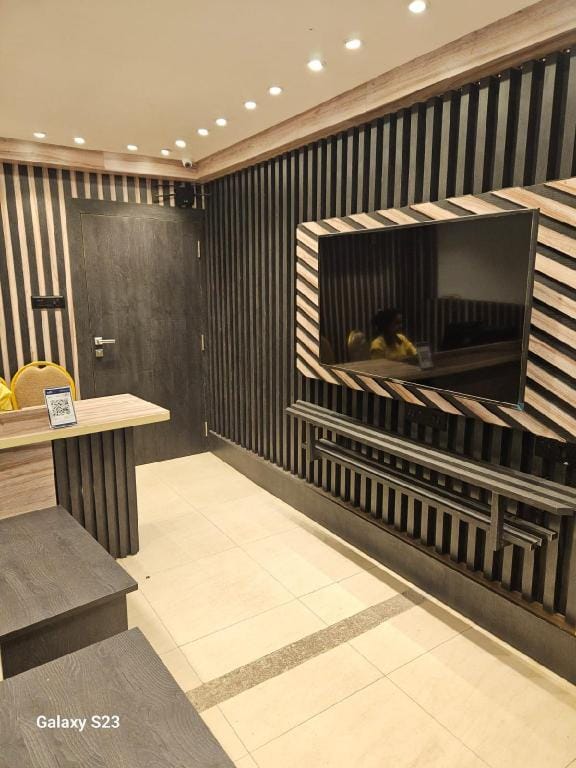 Noxx Residency Hotel in Kolkata