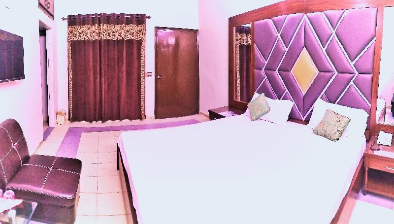 Subhan Palace Guest House Vacation rental in Karachi
