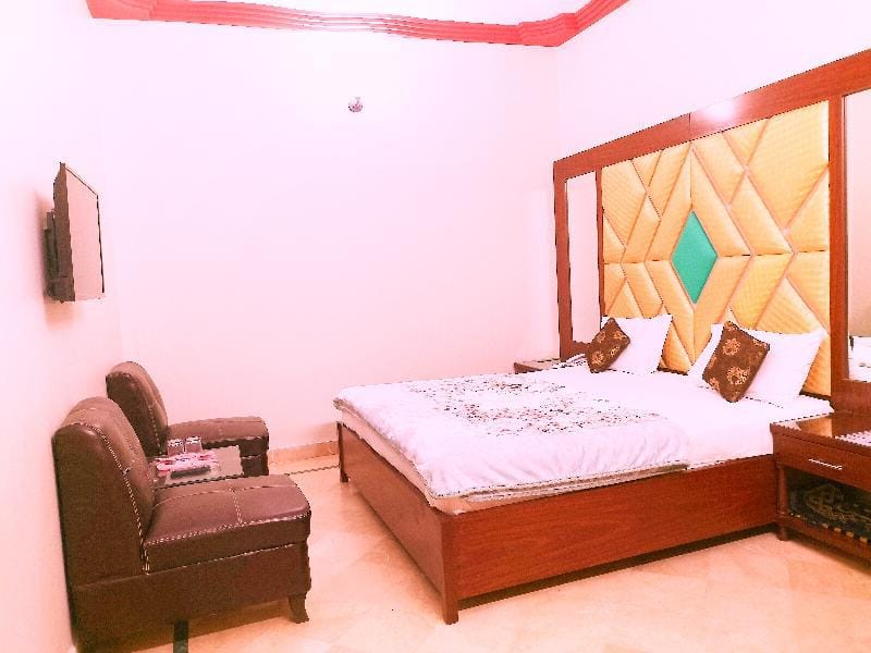 Subhan Palace Guest House Vacation rental in Karachi