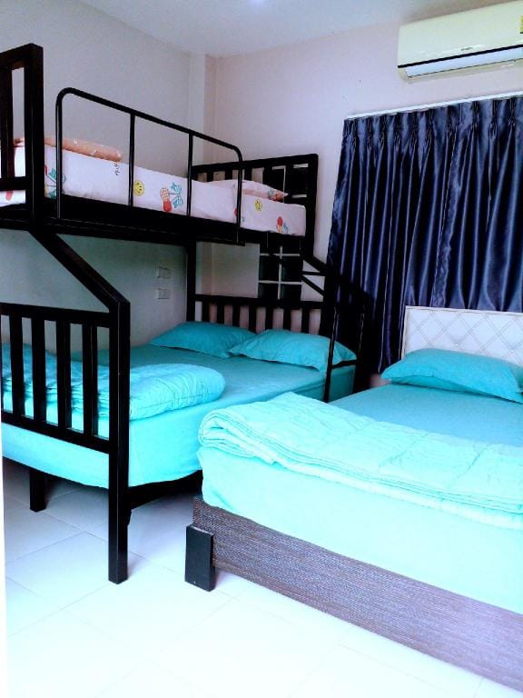 Villa Nawin Villa in Chon Buri Changwat