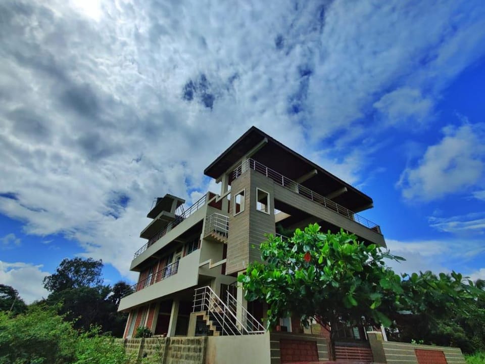BHUVI - Pit stop for Travellers Apartment in Karnataka