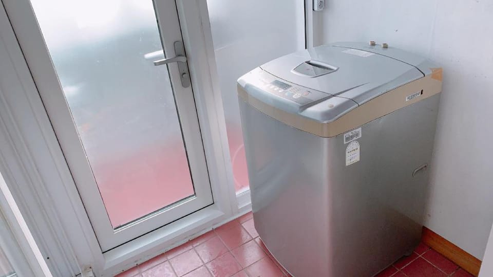 sangsu stn 1min, 2 shower, 3rooms, 5beds [10] Villa in Seoul