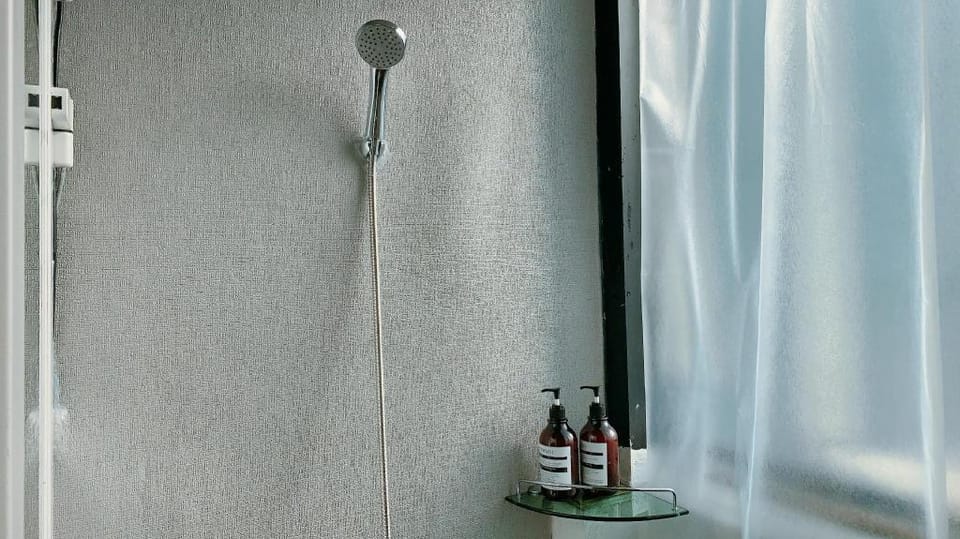 sangsu stn 1min, 2 shower, 3rooms, 5beds [10] Villa in Seoul