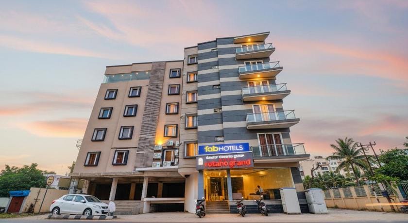 FabHotel Rotano Grand - Nr. Marathahalli Bridge Hotel in Bengaluru