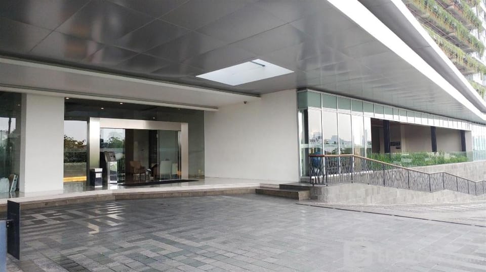 Spacious Studio at Kemang Village By Travelio Apartment in South Jakarta City