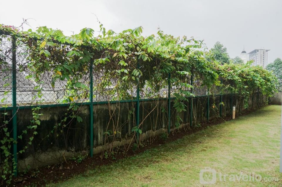 Comfortable 1BR at M-Town Signature By Travelio Apartment in West Java