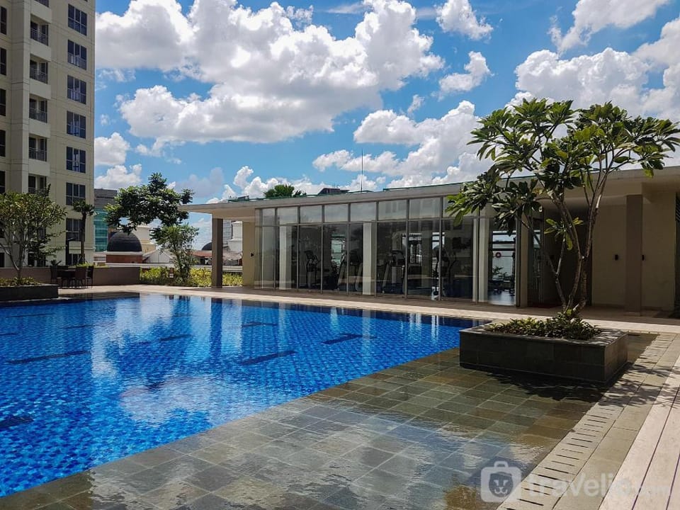 Comfortable 1BR at M-Town Signature By Travelio Apartment in West Java