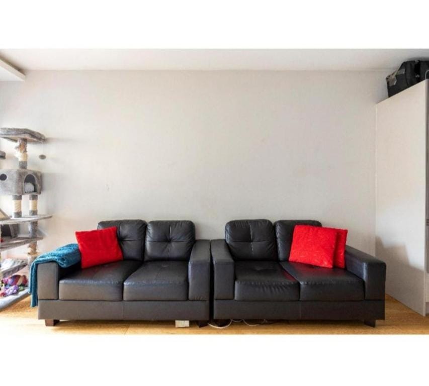 The Royal King Room Vacation rental in London Borough of Ealing