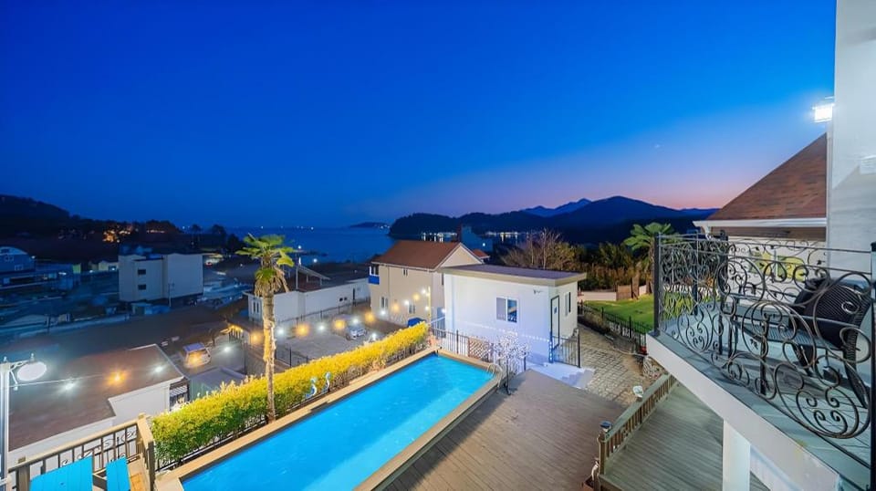 Geojerowa Pension Bed and Breakfast in South Korea