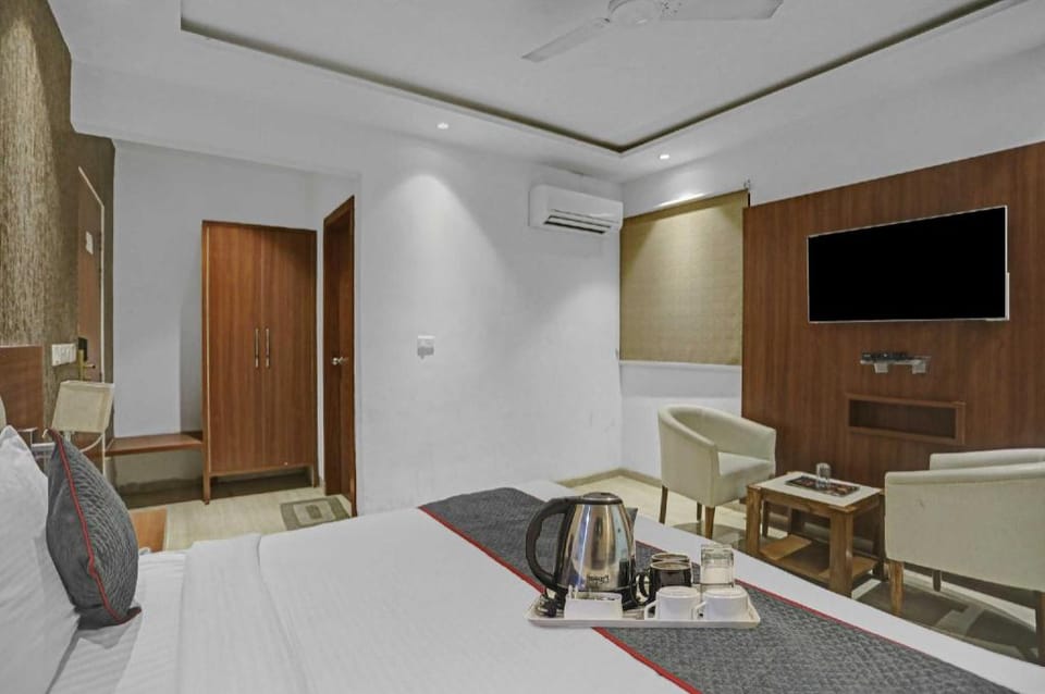 Hotel O by OYO Euro Near IGI Airport Hotel in New Delhi