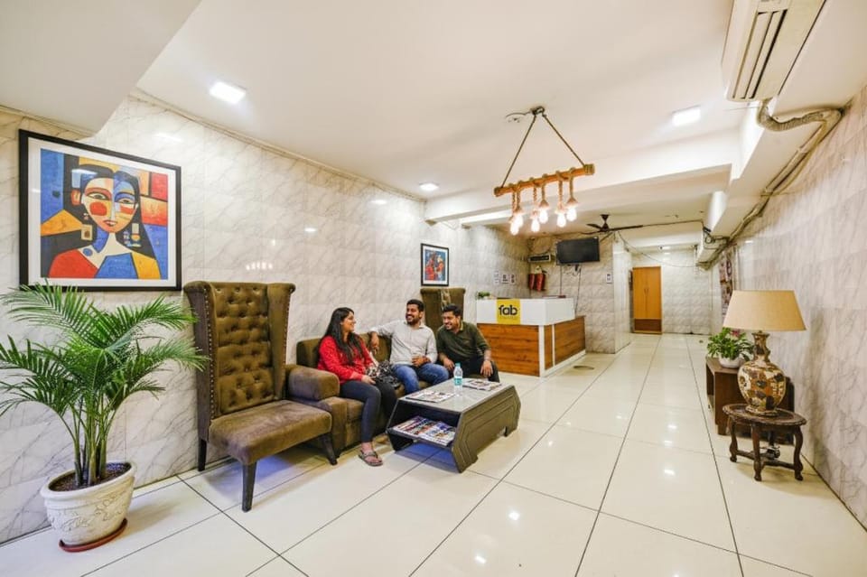 Via Santosh Residency Hotel in Delhi
