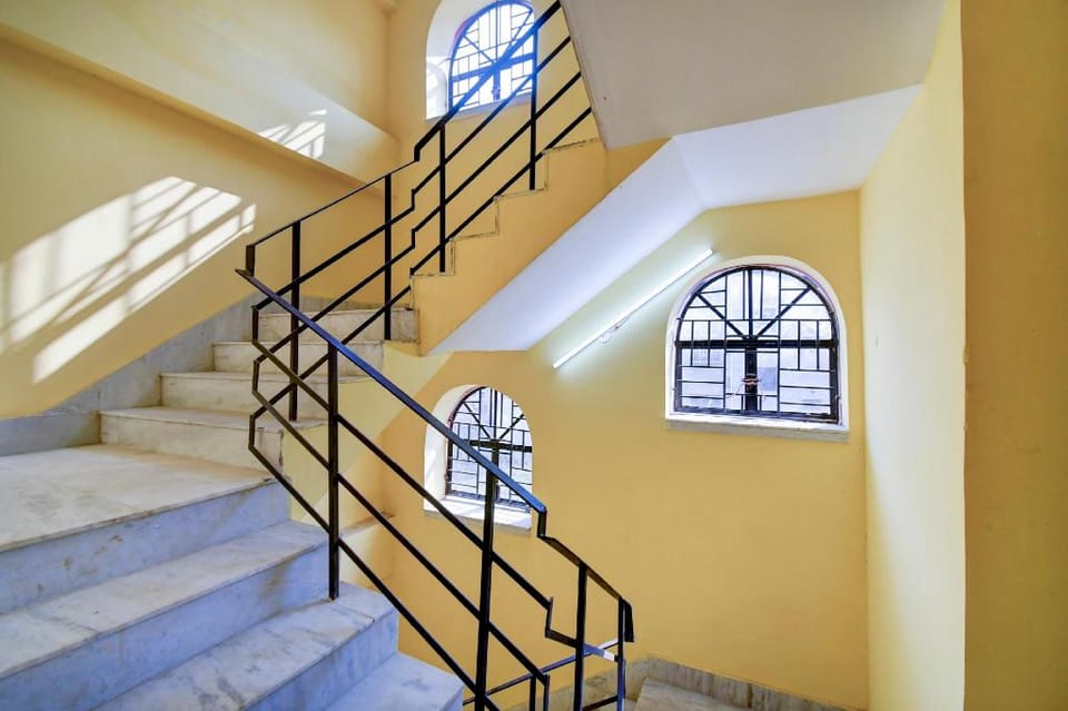 Hotel O by OYO Asha Inn Hotel in Kolkata