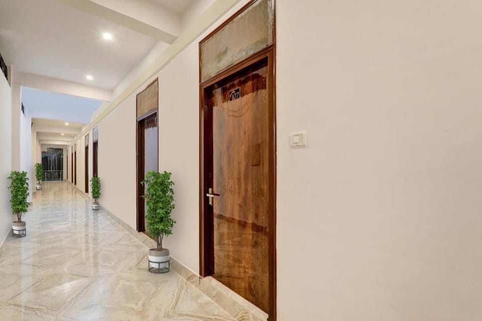 Hotel O CRK Inn Hotel in Uttar Pradesh