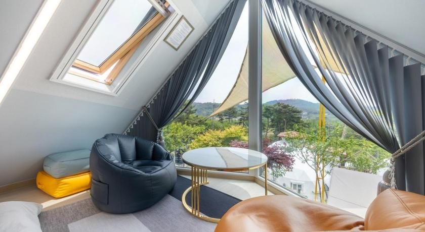 Hongseong Neulbo Pension Bed and Breakfast in South Korea