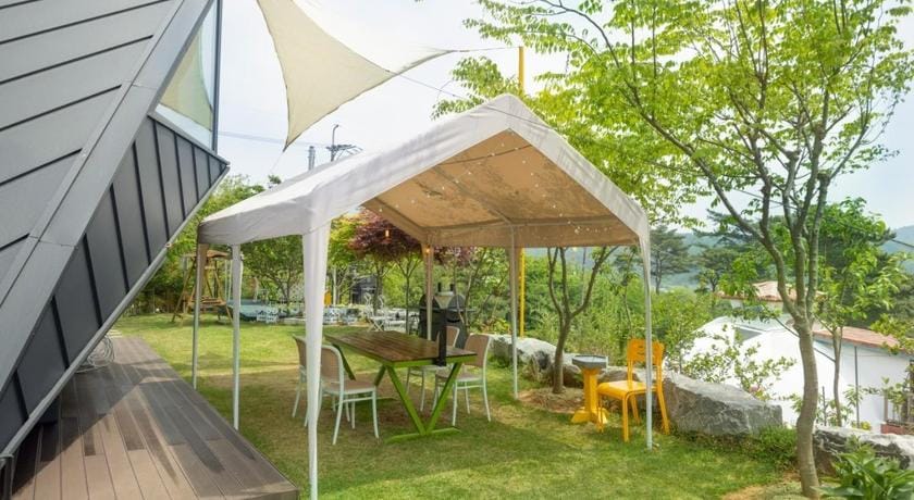 Hongseong Neulbo Pension Bed and Breakfast in South Korea
