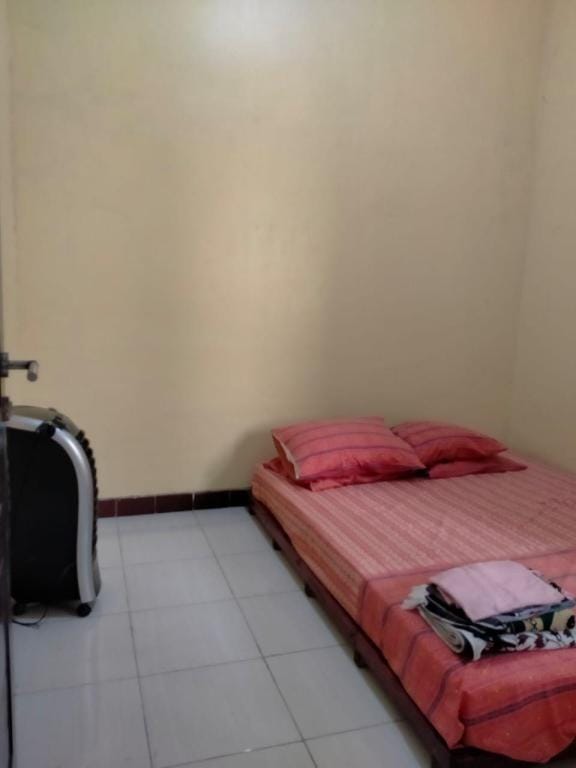 GUEST HOUSE TEGAL SYARIAH PULANG KAMPUNG Vacation rental in Indonesia