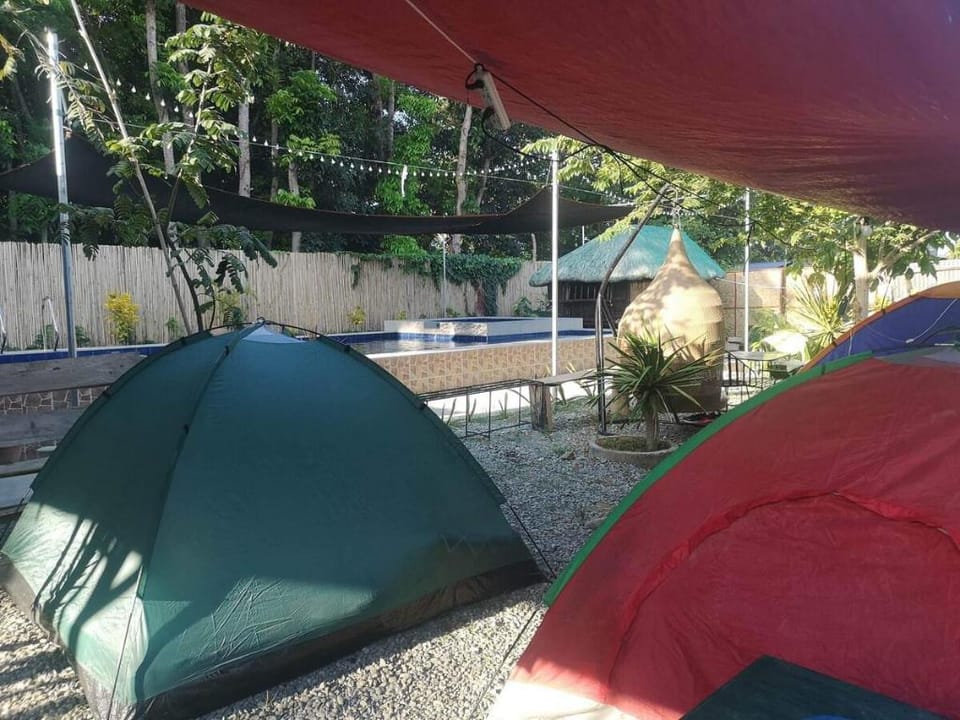 Bacnotan private resort 4BR 2BA POOL near beach Villa in La Union