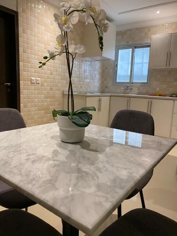Awali Serviced Apartments عوالي للشقق المخدومة Apartment hotel in Al Khobar