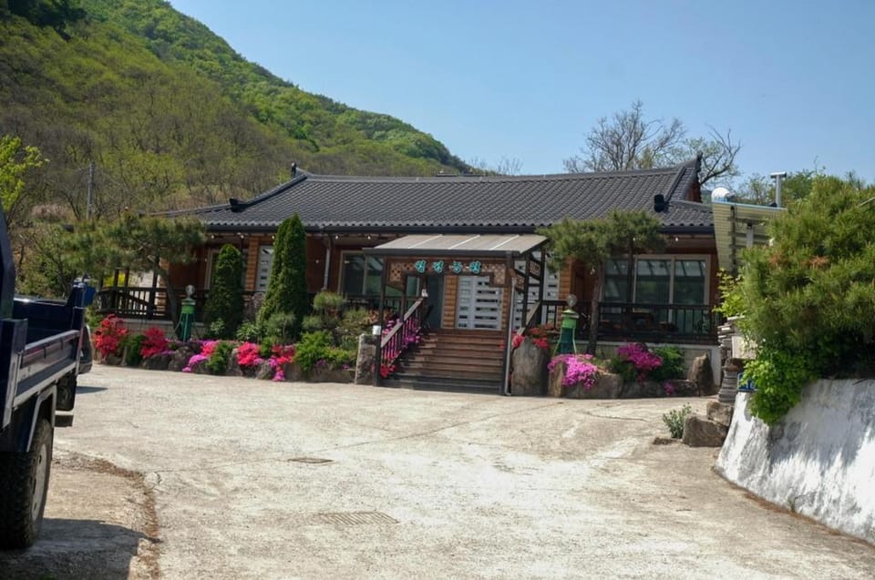 Gongju Woljeong Hwangto Pension Hotel in South Korea