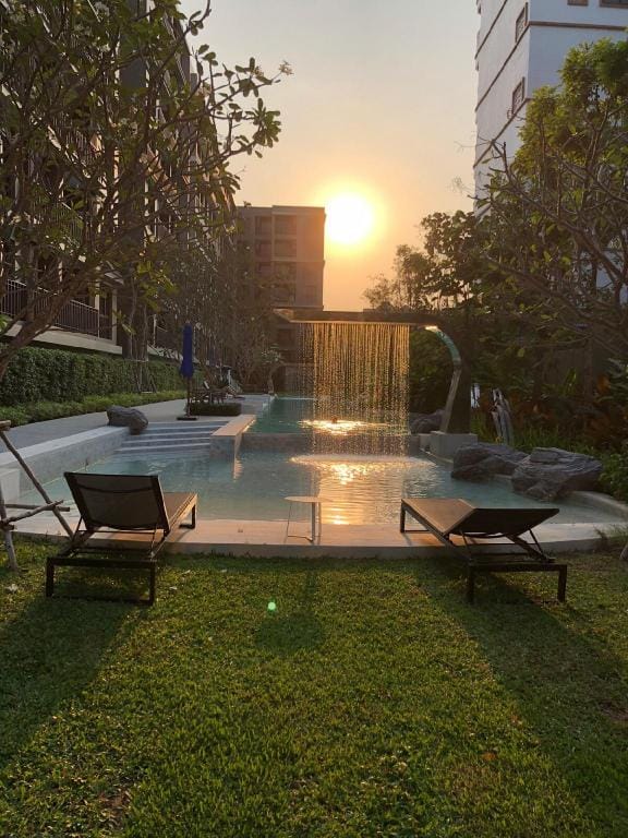 Heart of Huahin 2BR suit near Beach & Night Market Apartment in Hua Hin District