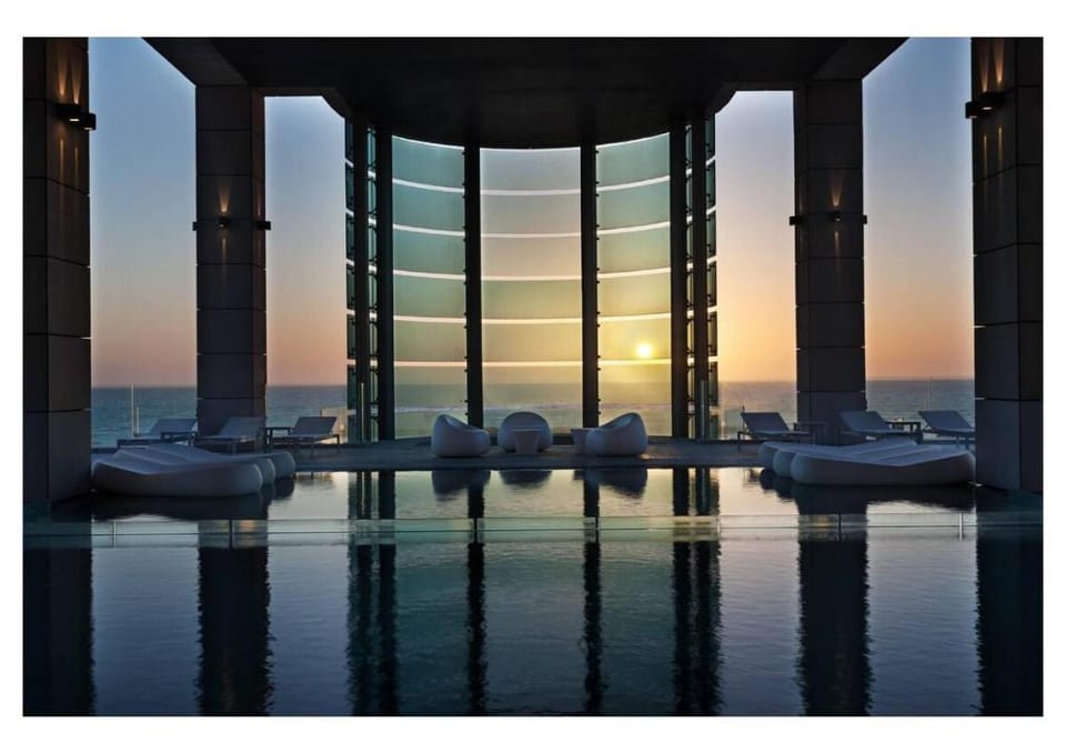 Top apartment with crazy sea view and pool Vacation rental in Tel Aviv-Yafo