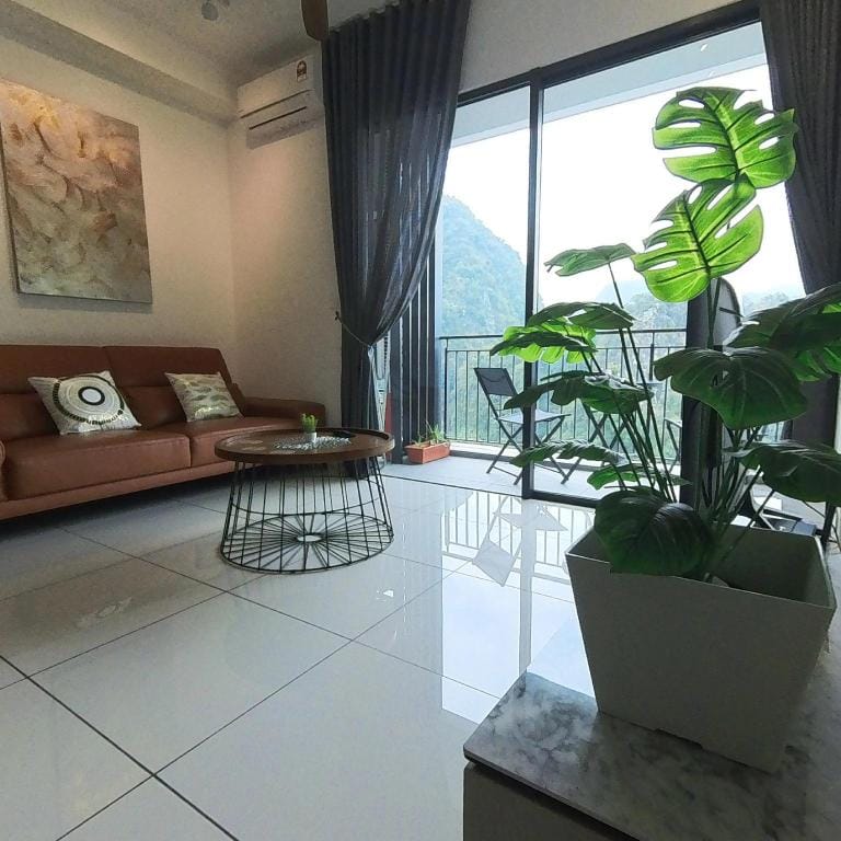 8pax Lost World of Tambun Sunway Onsen Mira Suite Apartment in Perak