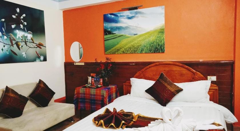 Sapa Alley Homestay Hotel in Laos