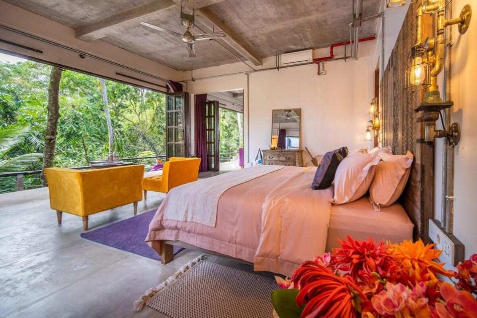 Ubud Jungle Villa w/ Roof Garden & Ricefield View Villa in Abiansemal