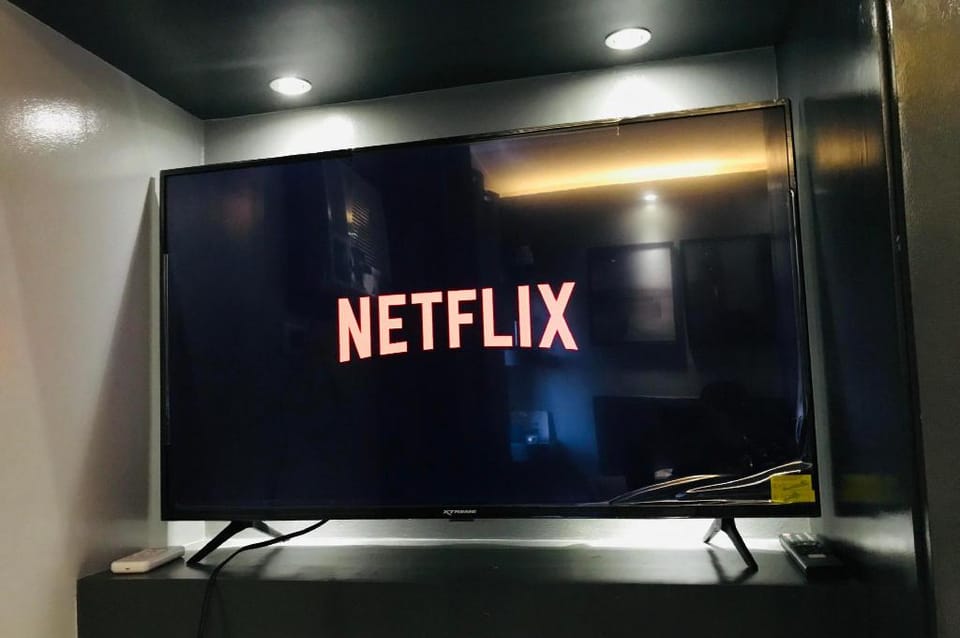 Cozy Room with  NETFlIX in Makati Vacation rental in Pasay