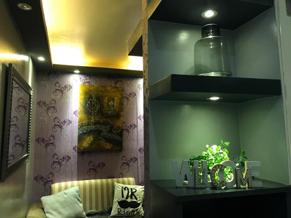Cozy Room with  NETFlIX in Makati Vacation rental in Pasay