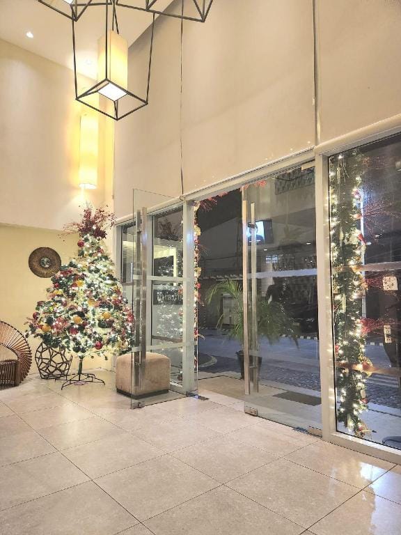 Azure Miami 1918 2BR-6pax Sunset View & Balcony Apartment in Paranaque