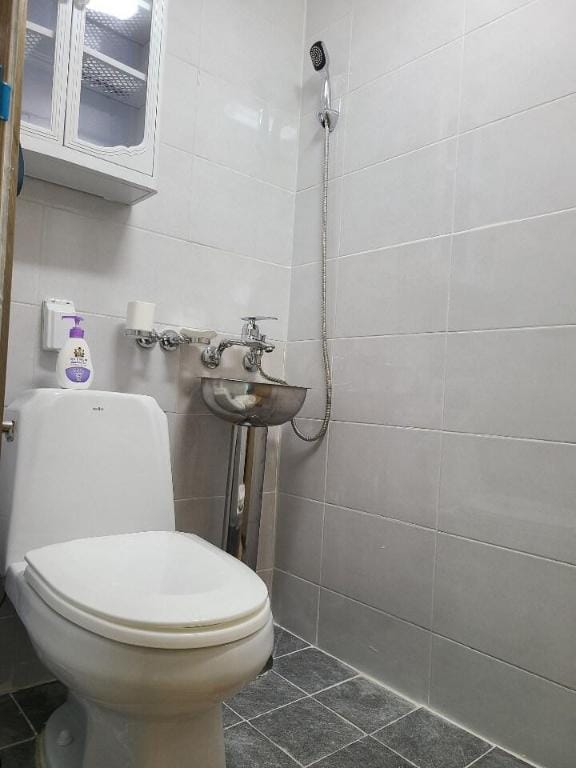JOY Guest House-the whole 1F+2F/4rooms/10people Vacation rental in South Korea