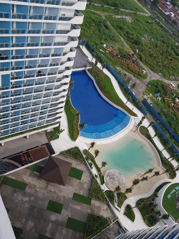 Tropical Haven  Apartment in Calabarzon