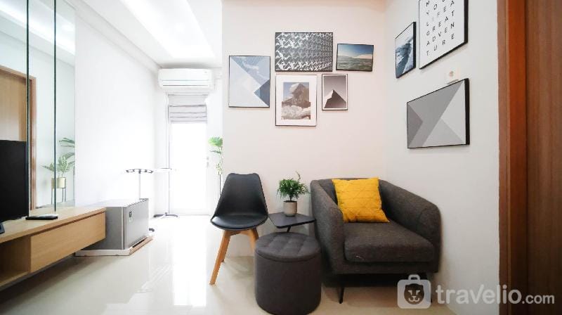 Good 1BR Room at Pavilion Permata By Travelio Apartment in Surabaya