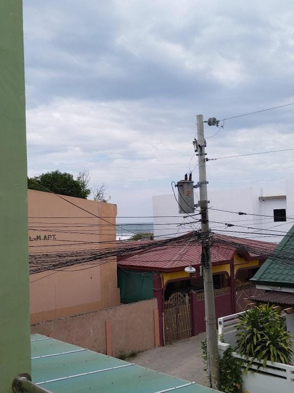 Crashpad La Union Villa in La Union