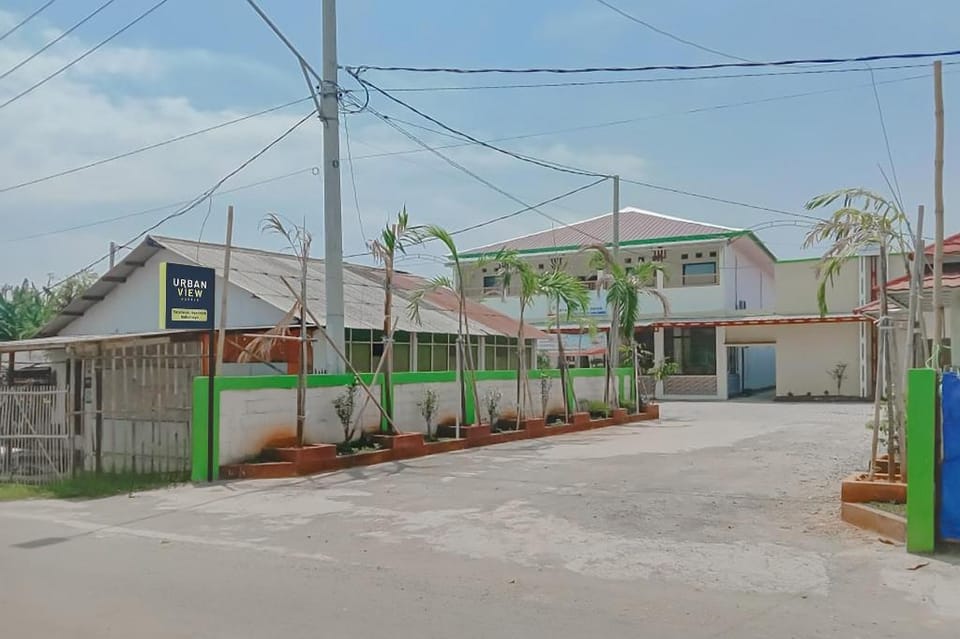 Urbanview Hotel Tirtamaya Jaya Indah Indramayu by RedDoorz Hotel in West Java