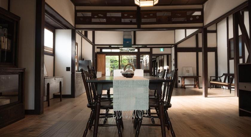 Oito 美しい街並みに佇む喫茶と宿 Hotel in Hyogo Prefecture