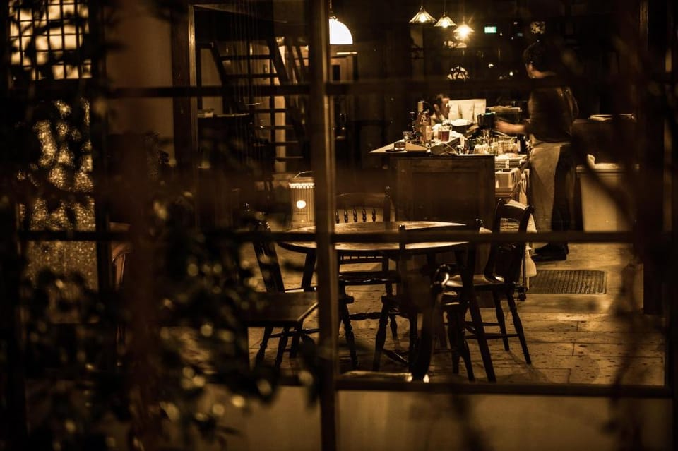 Oito 美しい街並みに佇む喫茶と宿 Hotel in Hyogo Prefecture