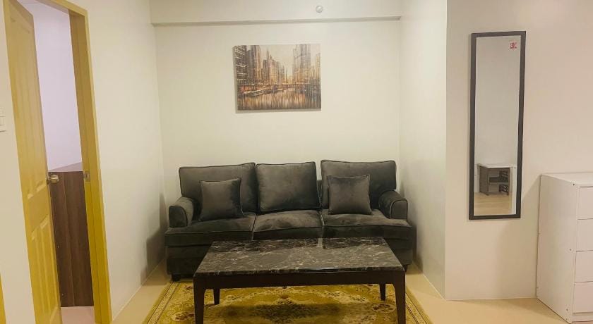 Two Bedroom condo unit with river view Apartment in Iloilo City