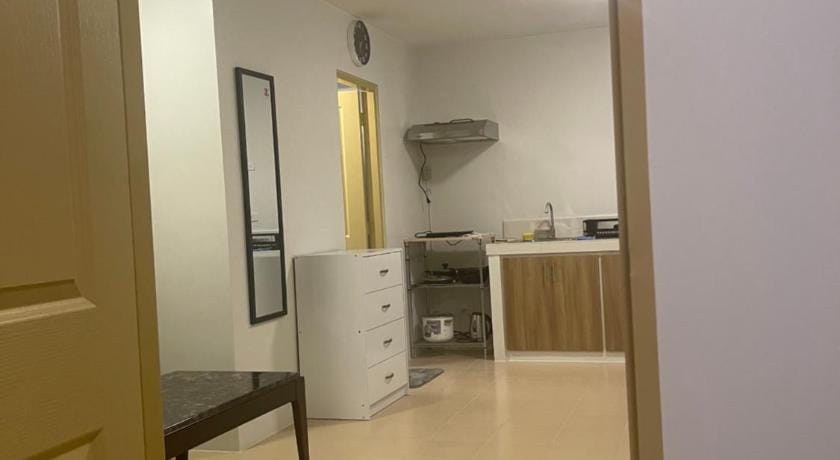Two Bedroom condo unit with river view Apartment in Iloilo City